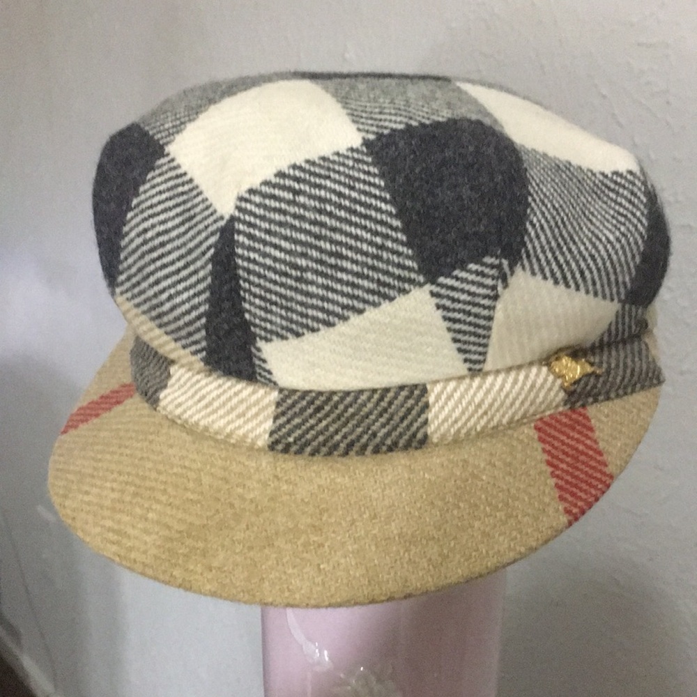 Burberry Cap Signature Hat